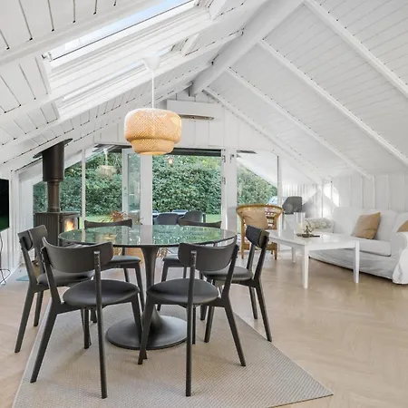 4 Bedroom Stunning In