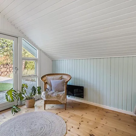 4 Bedroom Stunning In Feriehus Tisvildeleje